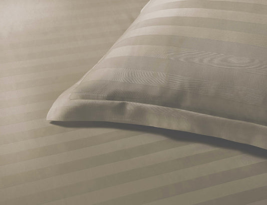 Dekbedovertrek Satijn Streep Taupe