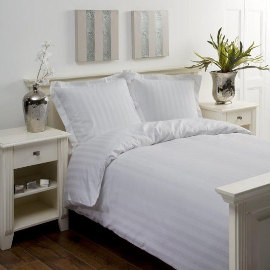 Dekbedovertrek Satijn Streep Wit